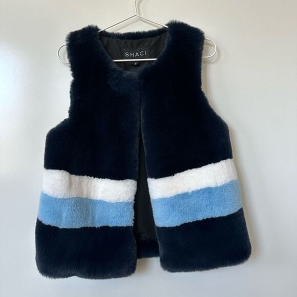 Shaci Blue and White Faux Fur Vest size Small - Picture 5 of 10